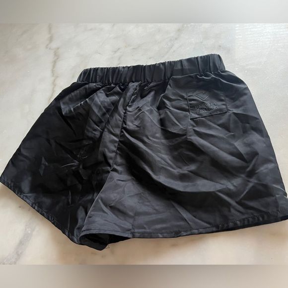 PRADA RE-NYLON shorts - Picture 4 of 6